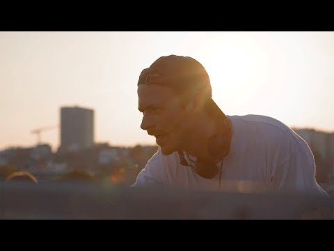 TUESDAY tv - STEREOCLIP