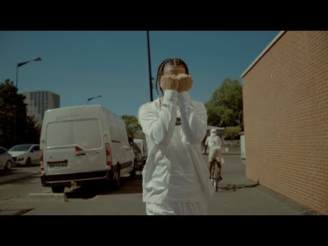 Skinny Flex - FLOW PARIS (Official Video)