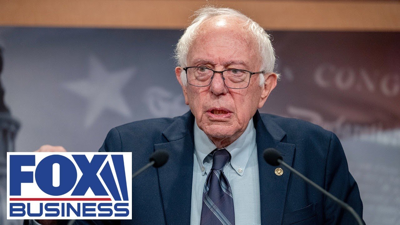 Sanders crashes Schumer's press conference, sounds alarm on 'DIVIDED' Democratic Party