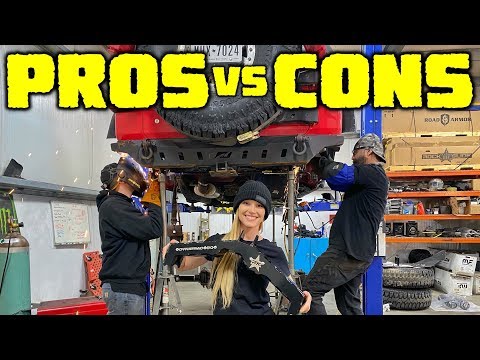 3 LINK vs 4 LINK AND LONG ARMS - PROS VS CONS Rock Krawler Suspension