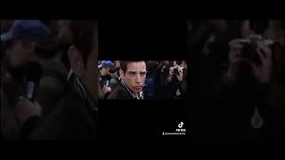 Hora del duelo de miradas