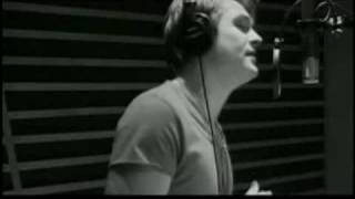 Blue - A Chi Mi Dice Breathe Easy (Italian 6 Version) HD.flv