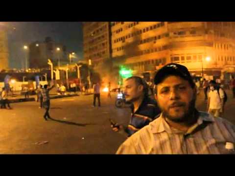 شاهد عيان وسط موقعه رمسيس يوجه رساله للعالم وقنبلة غاز تسقط أثناء كلمته