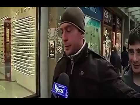 Ponasa se kako ne treba da se ponasa..