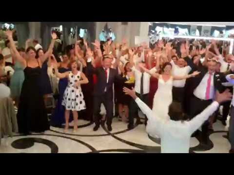 ANIMAZIONE MATRIMONIO INTERNAZIONALE ITALO - TEDESCO - PLAZA VASTO - FRANCESCO BARATTUCCI SHOWMAN