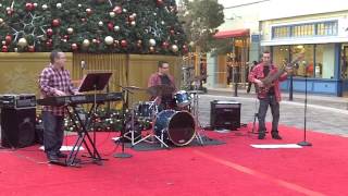 Jozef Bobula Trio plays Holiday Music at The District (Green Valley Ranch Las Vegas)