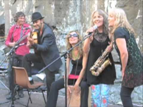 Di Di, Xenos & Karavana Flamenca