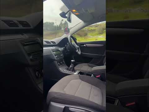 Volkswagen Passat 2011 - Image 2