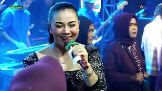 Download lagu Tangisan Rindu Devi Adinda - Bunga Samudra baros mp3 Download lagu Tangisan Rindu Devi Adinda - Bunga Samudra baros mp3