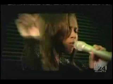 Ciara & 50 Cent - "Can't Leave 'Em Alone" LIVE at the WMAs
