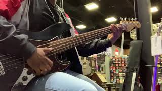 Video thumbnail for Fender 1997  Mexican jazz bass v Demo by Khalil Barnes