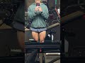 legs looking shredded in natty lighting 7 weeks out