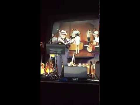 If I Had a Hammer - Ross MacManus and Elvis Costello, Harrogate 06/06/2015