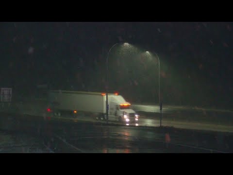 Drivers Prep For Tricky Road Conditions As Winter Storm Hits Minnesota