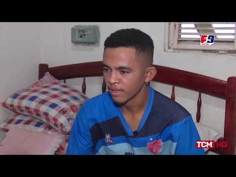 MEIA WILSON SE RECUPERA DE FRATURA E SONHA COM VOLTA AOS GRAMADOS - 22.04.19