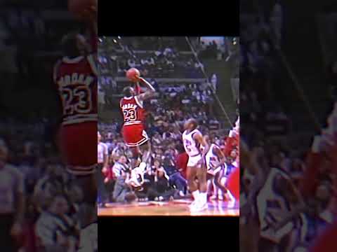 Michael Jordan's Iconic Jump Shot: A Masterclass in Basketball 🔥 #nba #jumpshot #mj #michaeljordan