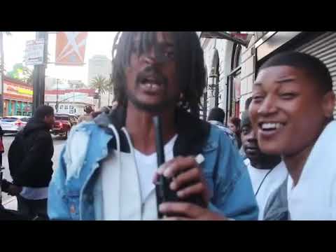 Public Privacy: Man identifies Transwomen  as Goddesses