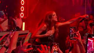 Ashlee Simpson performs Boyfriend at Evita (July 20, 2024)