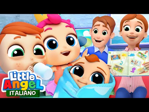 Le foto di Famiglia 👨‍👩‍👧‍👦📸 Cartoni Animati con Gianni Piccino - Little Angel Italiano