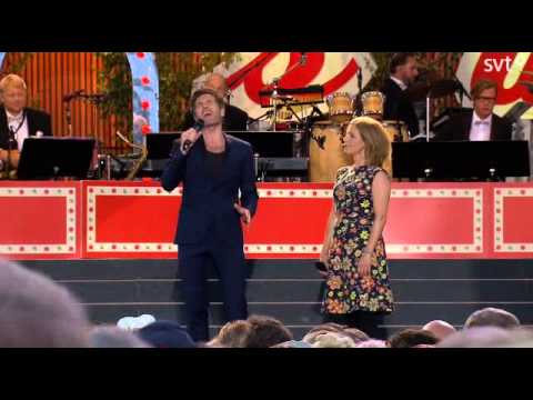 Peter Jöback och Helene Sjöholm-Skapta för varann LIVE.Allsång på Skansen 2014.