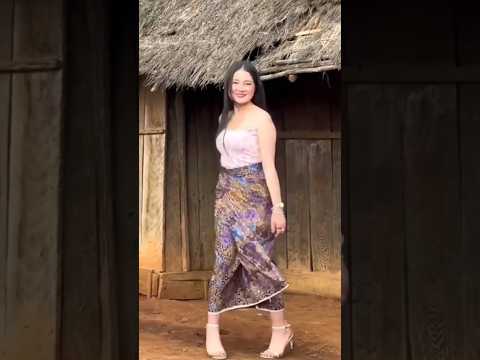 Nggak ada yang lebih seru dari nonton video lucu yang bikin ngakak! 😆 Siap-siap tertawa tanpa henti, yuk cek videonya!...