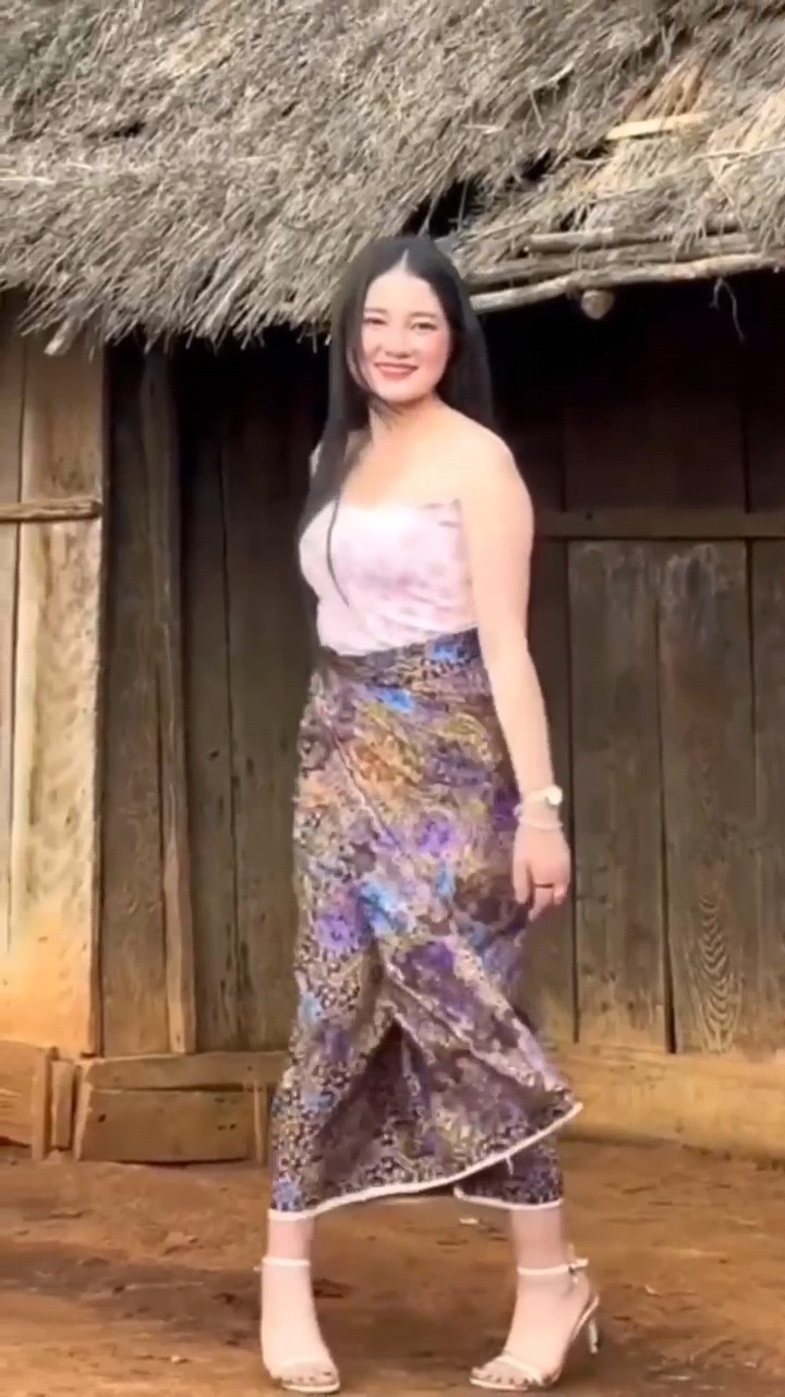 Nggak ada yang lebih seru dari nonton video lucu yang bikin ngakak! 😆 Siap-siap tertawa tanpa henti, yuk cek videonya!...