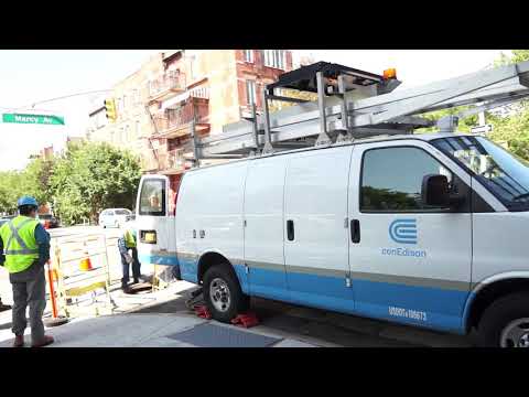 Con Edison Using Manhole Sensors for Safety, Reliability