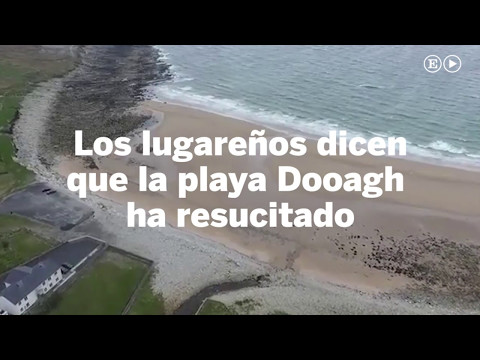 VIDEO: Plaja - magician! A dispărut &icirc;ntr-o noapte, acum 33 de ani, lăs&acirc;nd &icirc;n urmă numai roci. A reapărut de Paște, anul acesta: largă, cu nisip fin!