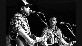 Randy Rogers and Wade Bowen - "I'll Fly Away" Live