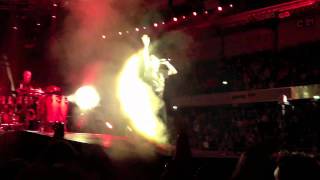 Fanta 4 live in Regensburg - SMUDO SCHWEIFT AUS