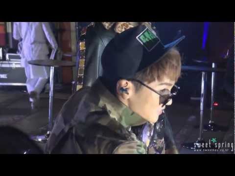 120906 VFNO X MCM Fashionista SHINee key (SWEETKEY.CO.KR)