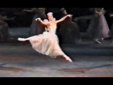 Nina Kaptsova - La Sylphide Excerpts - Bolshoi Ballet