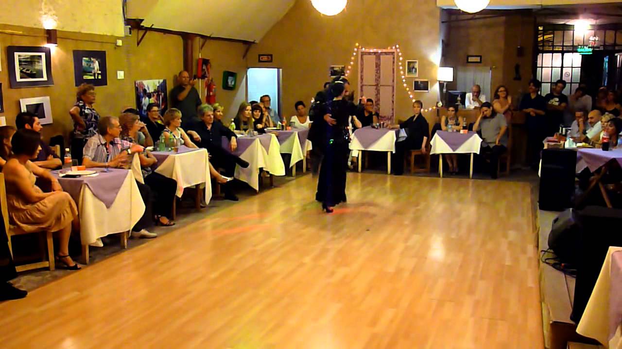 2 Gala Rantifusa Milonga presenta :   Eduardo Cappussi y Mariana Flores * La Cumparsita