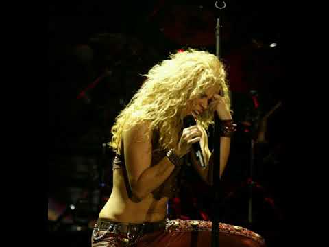 Shakira Objection | Tour Of The Mongoose | Milan, Italy 17-04-2003