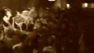 Atreyu - Ain&#39;t Love Grand (Live)