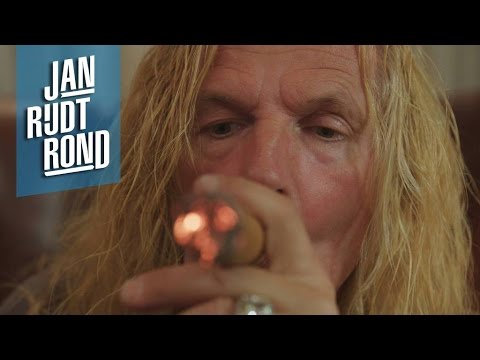 Jan rijdt rond - De Sigarenkoning