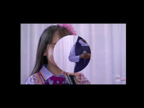 A montanha Sienna Belle e Karin Hills