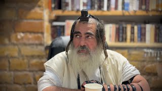 הרב שלום סבג✨העולם רואה אותנו משוגעים מי משוגע אנחנו או הם?-ט״ו בשבט ה׳תשפ״ו דן בן יעקב🇮🇱 (הרב שלום סבג) - התמונה מוצגת ישירות מתוך אתר האינטרנט יוטיוב. זכויות היוצרים בתמונה שייכות ליוצרה. קישור קרדיט למקור התוכן נמצא בתוך דף הסרטון