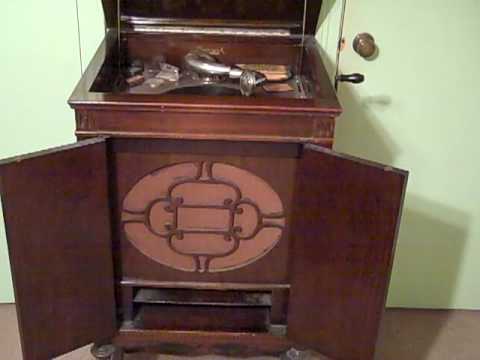 Ben Bernie - Fallen Arches - Roaring 20's.MP4