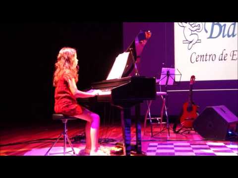 BIDELLATI-C.E.M- Giovana Zanoto "Caçando Borboletas " - 12/2015