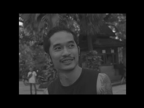 ကြယ်တံခွန် - Eternal Gosh !