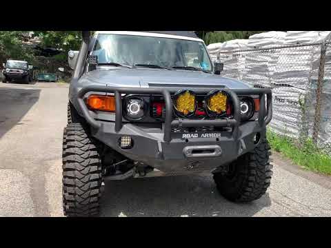 Custom Toyota FJ Cruiser - Retrofitted Headlights - Diode Dynamics Halos