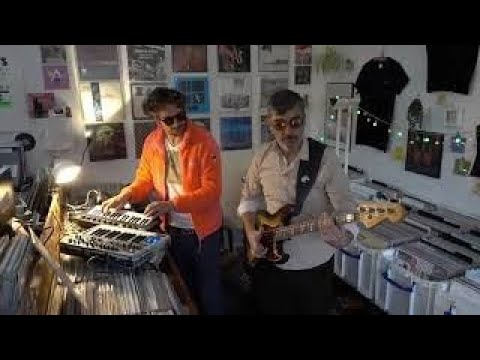 Jean Bisello  - Leopard Da Vinci   :    Garde Fou EP live session