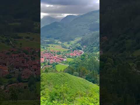 Carmona desde el mirador. Al fondo del valle. España ancestral.