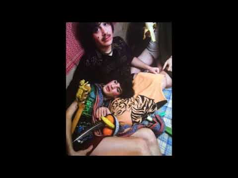 FRIUILLI - Calcutta e Popx = Friuilli  - “Isola d’Erba”