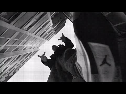 More 4 Less (con Smellington Piff)