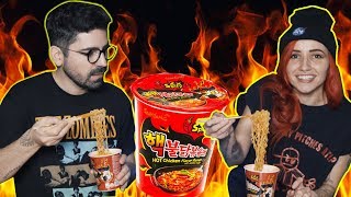 Felix Cartal &amp; Lights Eat Spicy Hot Ramen!