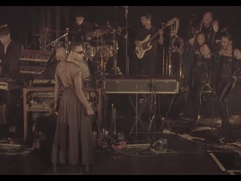 Philip Lassiter - MAKE AMERICA LOVE AGAIN - Raw in Amsterdam