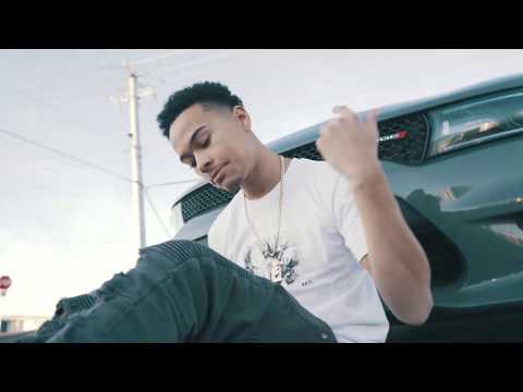 CheckTeam - Bandit (feat. Louii V & Keylo)