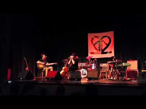 Hamo in Rudi Bučar - uvod in Greva Naprej (v živo Izola feb. 2016)